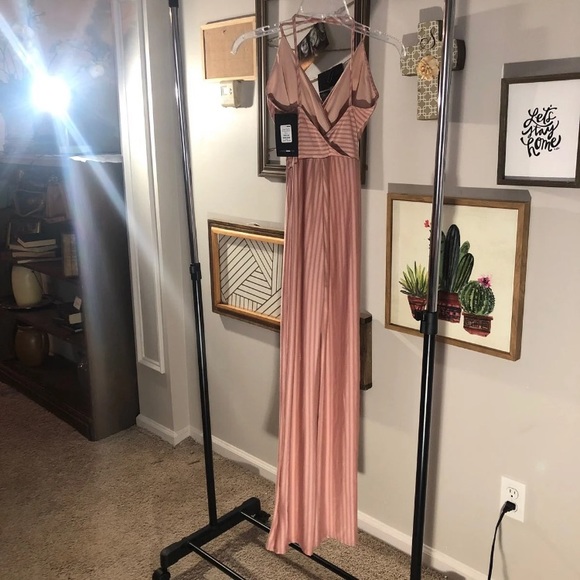 Fashion Nova Jumpsuit New With Tags - Picture 2 of 5